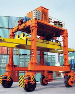 Container Straddle Carrier